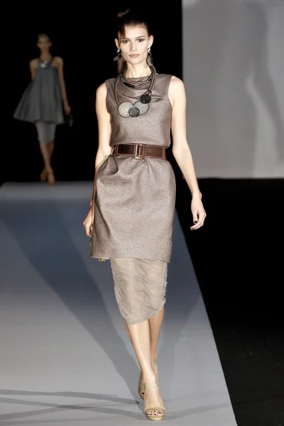 Look 4